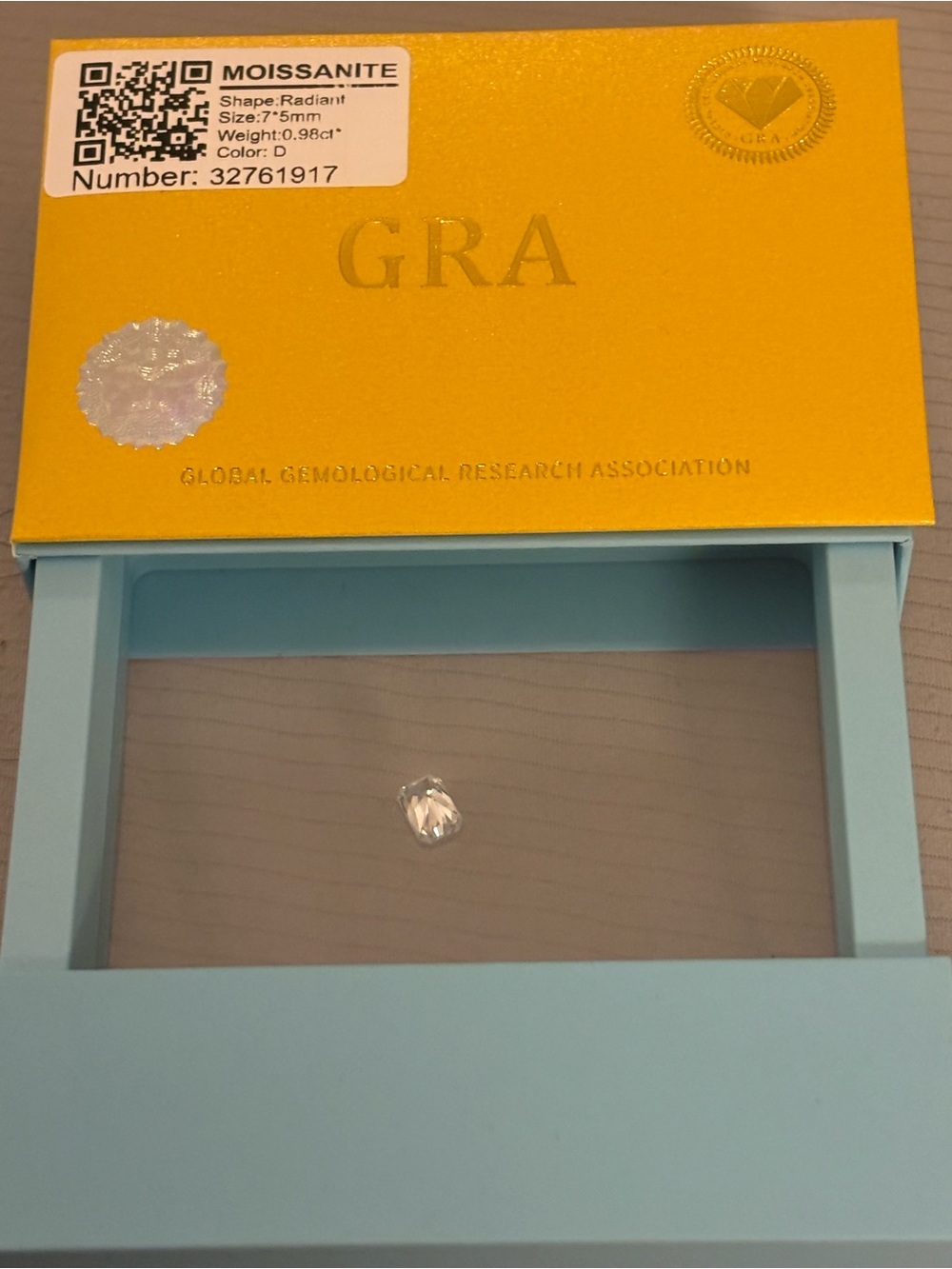 Radiant Moissanite Stone 0.98 ct certificate GRA